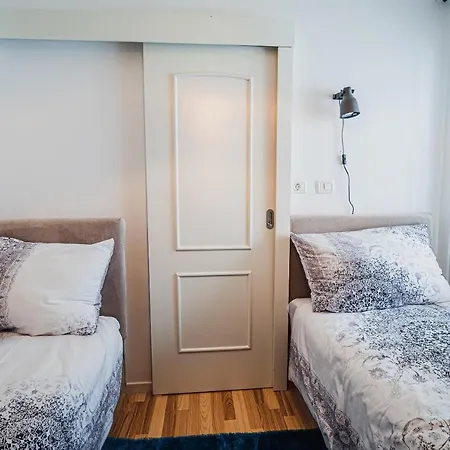 Apartment Dajana *